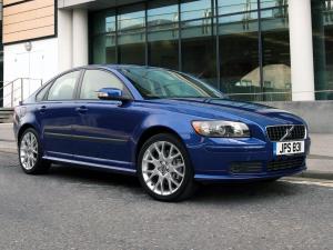Volvo S40 D5 2004 года